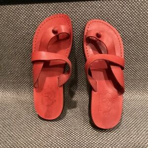 Jerusalem Camel Sandal, like new, red, size 40 - Womens 9.